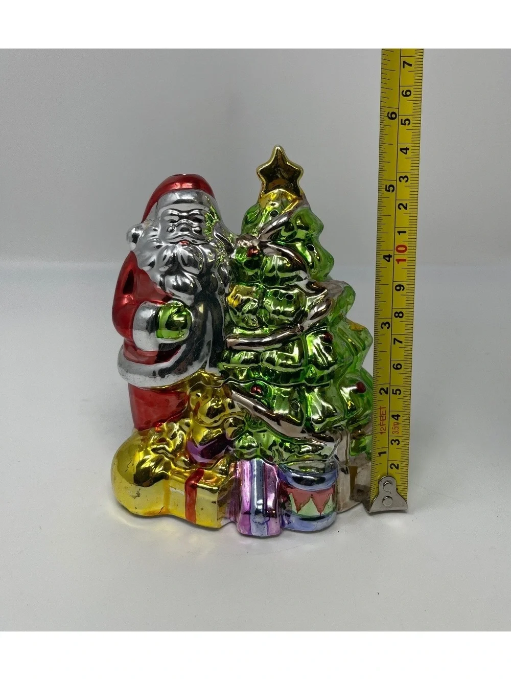 Vintage Style Metallic Santa Claus & Christmas Tree Ceramic Tea Light Holder